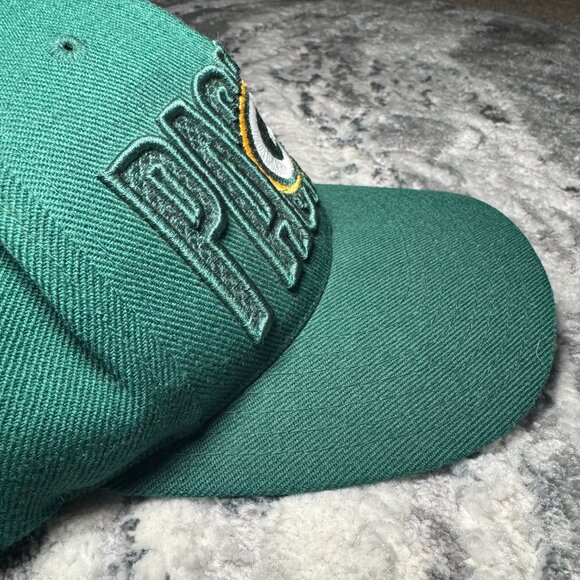 NFL Packers American Needle Raised Embroidered Green Snap Back - Picture 6 of 9